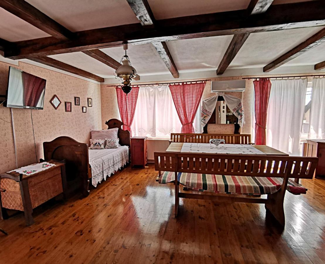 Apartment Slavonska Kuca Pleternica Esterno foto